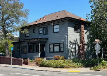 Berkeley Therapy Institute building on a street corner